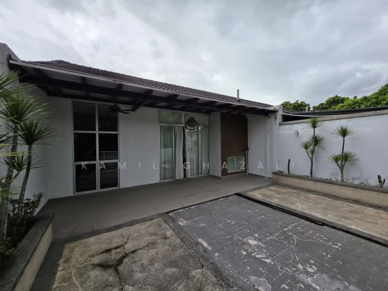 2.5-storey Terraced House for Sale in Presint 16 (Putrajaya) - Kamil Ghazali - Exterior - PropertyGuru.com.my