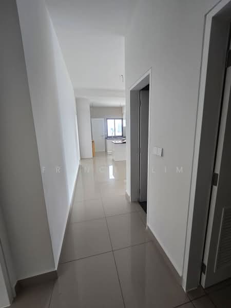 Kondominium untuk Dijual di Bangsar Hill Park - Francis Lim - Corridor - PropertyGuru.com.my