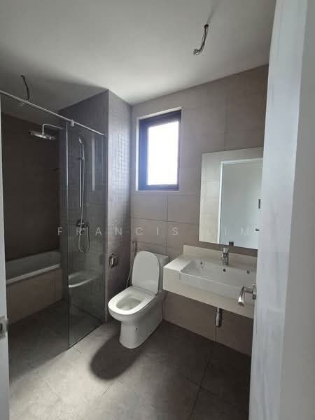 Kondominium untuk Dijual di Bangsar Hill Park - Francis Lim - Bathroom - PropertyGuru.com.my