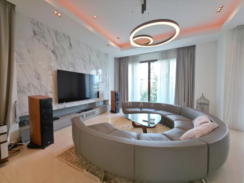 Rumah Berkembar untuk Dijual di Presint 8 (Putrajaya) - Kamil Ghazali - Living Room - PropertyGuru.com.my
