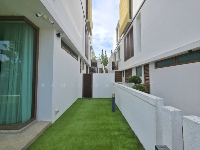 Rumah Berkembar untuk Dijual di Presint 8 (Putrajaya) - Kamil Ghazali - Exterior - PropertyGuru.com.my