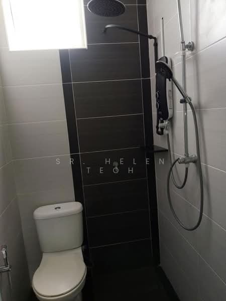 Condominium for Sale at The Oasis - Sr. Helen Teoh - Bathroom - PropertyGuru.com.my