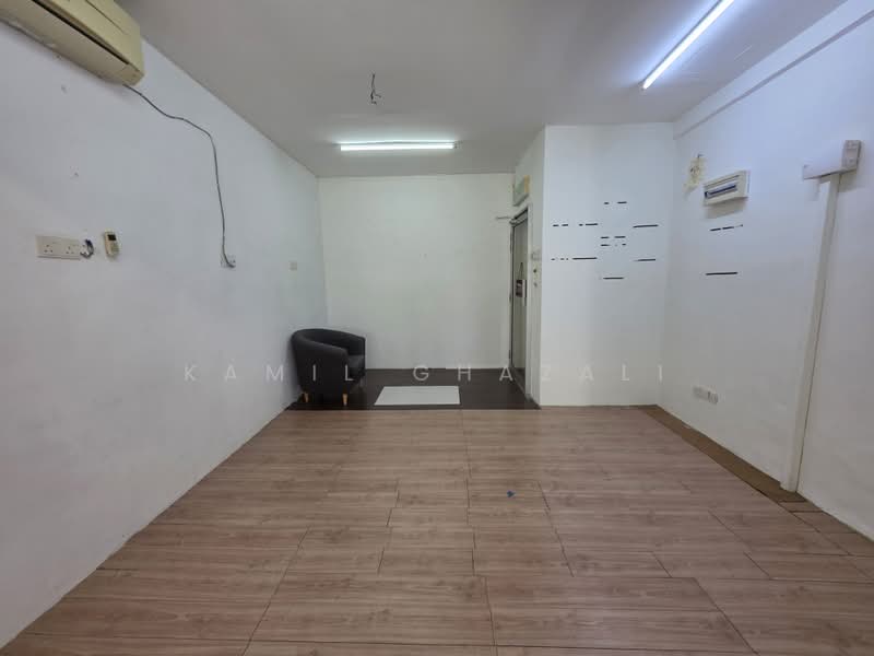 Office for Sale in Bandar Baru Bangi (Selangor) - Kamil Ghazali - Interior - PropertyGuru.com.my