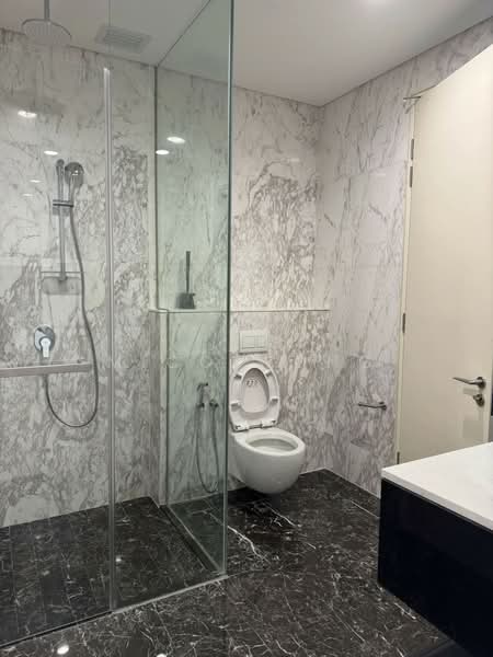 Servis Apartment untuk Disewa di SO Sofitel Kuala Lumpur Residences - Mico Wong - Bathroom - PropertyGuru.com.my
