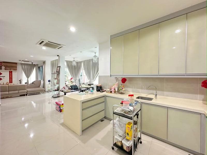 Bungalow House for Sale in Batu 9 (Cheras) - Hei Kar Jun - Kitchen - PropertyGuru.com.my
