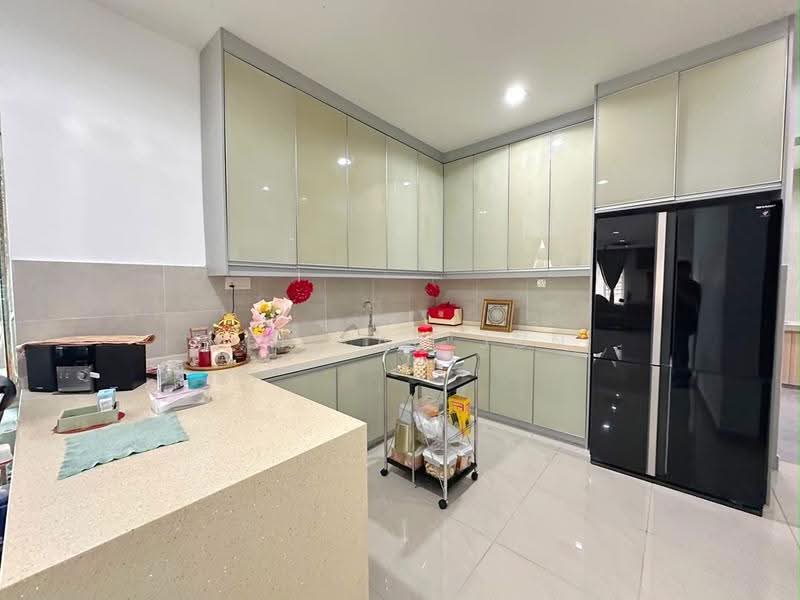 Bungalow House for Sale in Batu 9 (Cheras) - Hei Kar Jun - Kitchen - PropertyGuru.com.my