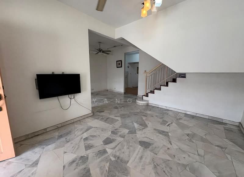 2-storey Terraced House for Sale in Usj 26 (Subang Jaya) - Zeyang Ng - Living Room - PropertyGuru.com.my