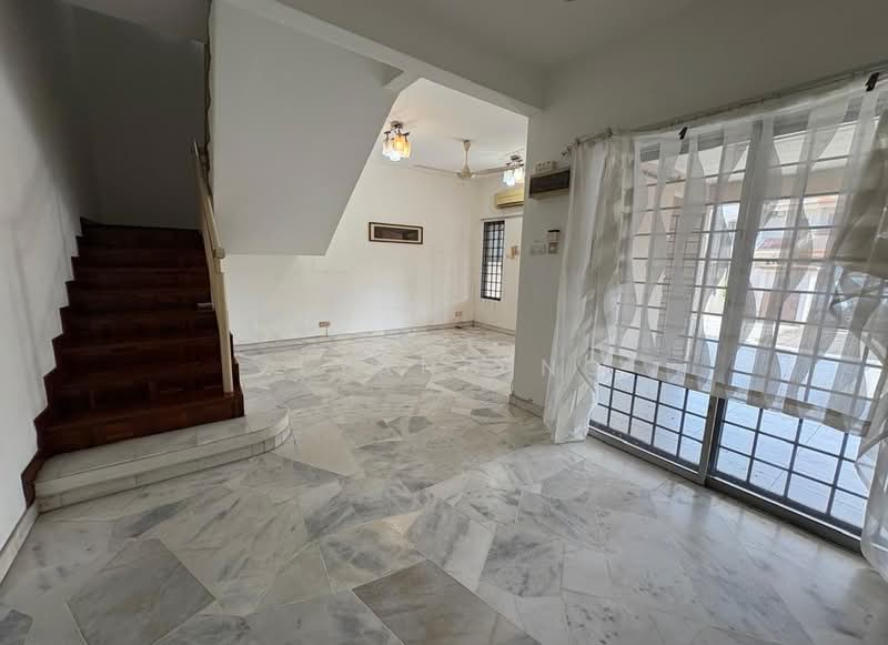 2-storey Terraced House for Sale in Usj 26 (Subang Jaya) - Zeyang Ng - Living Room - PropertyGuru.com.my