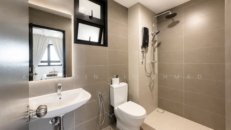 Condominium for Sale at Setia Seraya Residences - Aizuddin bin Ahmad - Bathroom - PropertyGuru.com.my