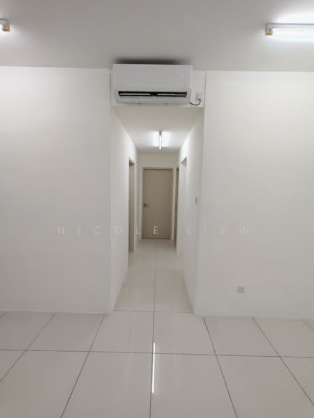 Servis Apartment untuk Disewa di Vivo Executive Apartment - Nicole Liew - Corridor - PropertyGuru.com.my