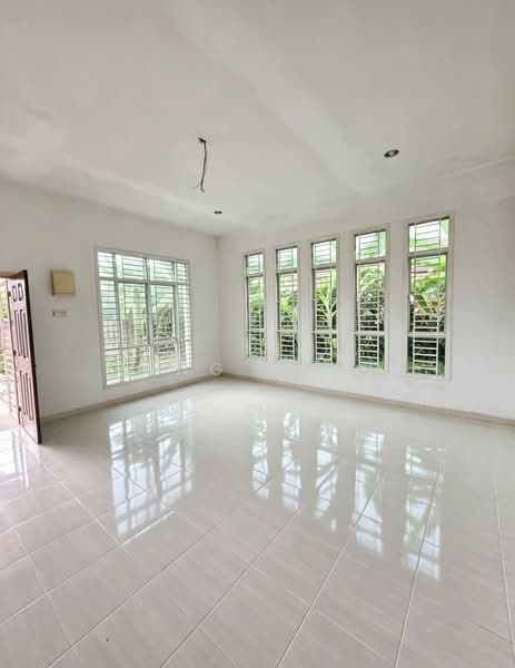 Bungalow House untuk Dijual di Taman Krubong Perdana (Krubong) - King Song - PropertyGuru.com.my