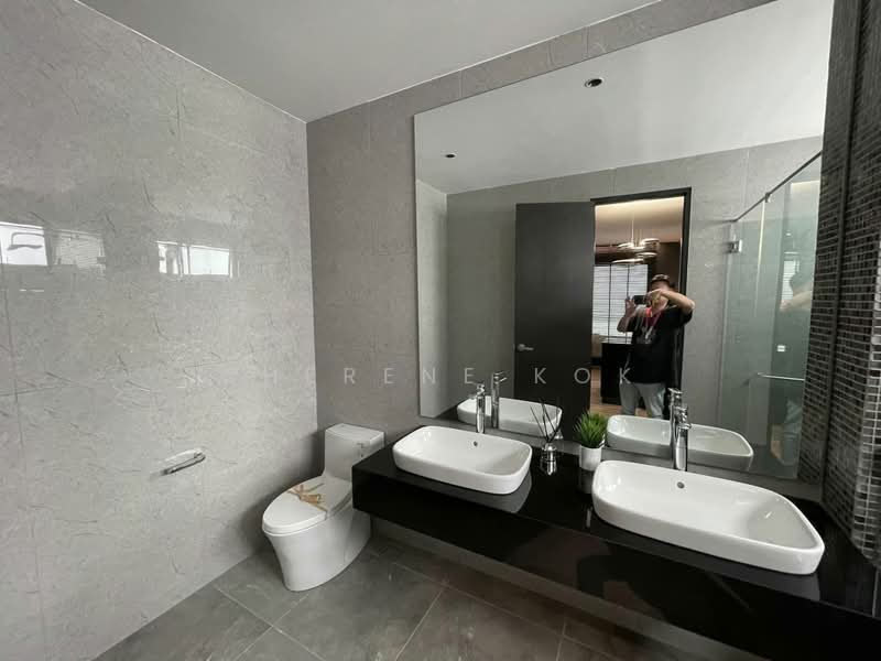 Semi-Detached House for Sale in The Northbank (Kuching) - Sherene Kok - Bathroom - PropertyGuru.com.my