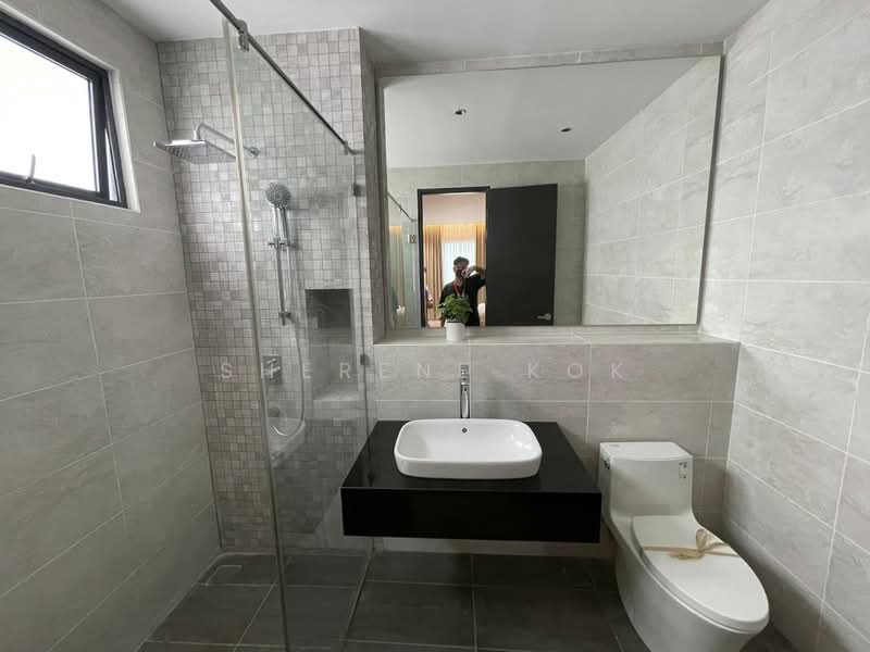 Semi-Detached House for Sale in The Northbank (Kuching) - Sherene Kok - Bathroom - PropertyGuru.com.my