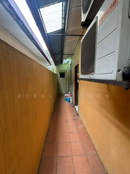 Rumah Berkembar untuk Dijual di Taman Panchor Jaya (Paroi) - Azrul Othman - Exterior - PropertyGuru.com.my