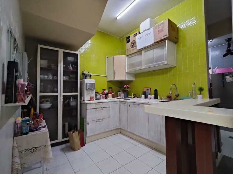 Rumah Teres 2 Tingkat untuk Dijual di Puchong (Selangor) - Shirley Tan - Dry Kitchen - PropertyGuru.com.my