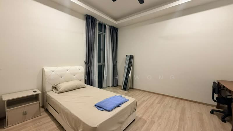 Kondominium untuk Dijual di The Park Residence - Kenneth Wong - Bedroom - PropertyGuru.com.my