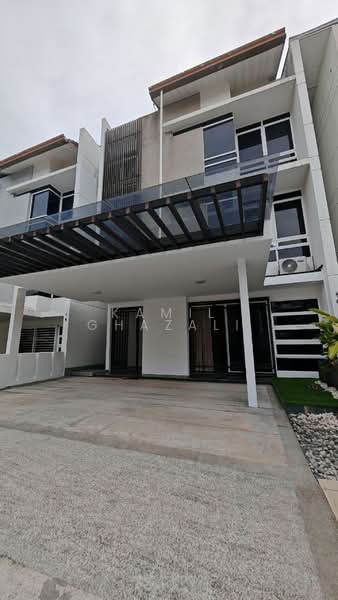 2.5-storey Terraced House for Sale in Presint 14 (Putrajaya) - Kamil Ghazali - Exterior - PropertyGuru.com.my