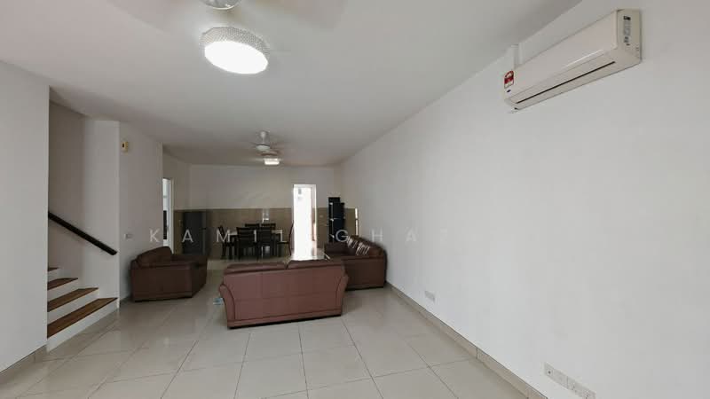 2.5-storey Terraced House for Sale in Presint 14 (Putrajaya) - Kamil Ghazali - Living Room - PropertyGuru.com.my