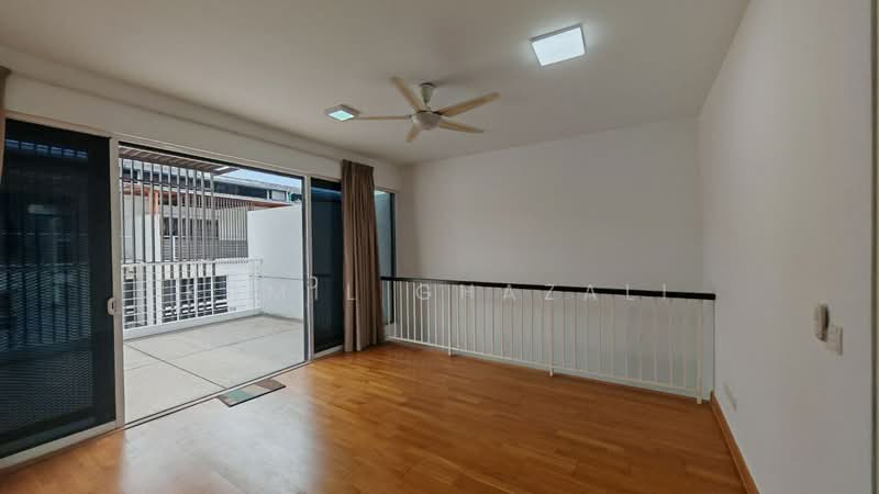 2.5-storey Terraced House for Sale in Presint 14 (Putrajaya) - Kamil Ghazali - Living Room - PropertyGuru.com.my