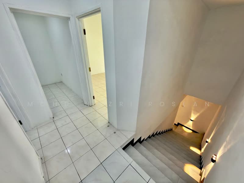 2-storey Terraced House for Sale in Seri Kembangan (Selangor) - Mohd Nazri Roslan - PropertyGuru.com.my