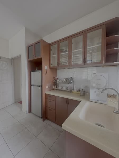 Condominium for Sale at KiPark Selayang - Ivan Teh - Kitchen - PropertyGuru.com.my