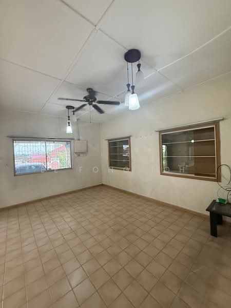 Link Bungalow for Sale in Taman Melodies (Johor Bahru) - Ee Fong Toh - Living Room - PropertyGuru.com.my