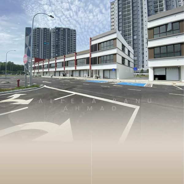 Shop for Rent in Shah Alam (Selangor) - Jaleela Banu Ahmad - Exterior - PropertyGuru.com.my