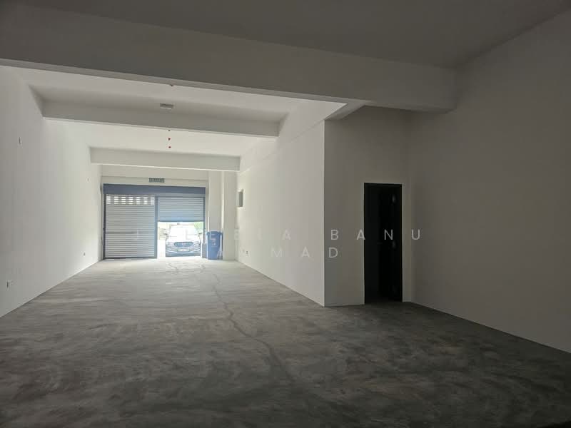 Shop for Rent in Shah Alam (Selangor) - Jaleela Banu Ahmad - Interior - PropertyGuru.com.my