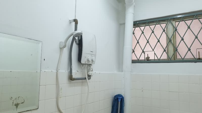 Rumah Flat untuk Dijual di Taman Kajang Mewah - Jovie Lee - Bathroom - PropertyGuru.com.my