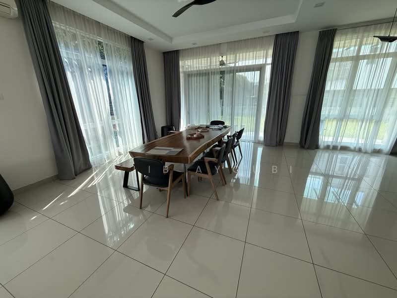 Rumah Banglo untuk Disewa di Shah Alam (Selangor) - Najib Ayoubi - Dining Room - PropertyGuru.com.my