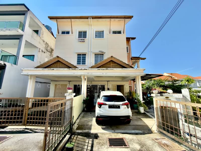 Rumah Teres 3 Tingkat untuk Dijual di Ampang (Selangor) - Mohammad Omar - PropertyGuru.com.my