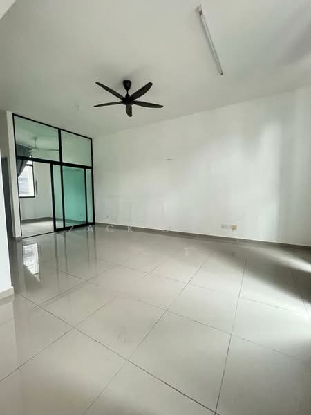 2-storey Terraced House for Sale in Bandar Seri Alam (Masai) - Zack Chow - Living Room - PropertyGuru.com.my