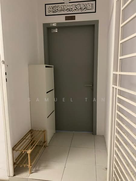 Pangsapuri untuk Disewa di Residensi Vista Wirajaya - Samuel Tan - Entrance - PropertyGuru.com.my