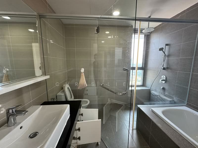 Condominium for Sale at Iskandar Residences - Chris Liew - Bathroom - PropertyGuru.com.my