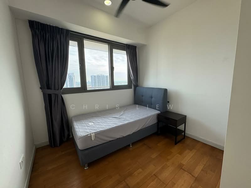 Condominium for Sale at Iskandar Residences - Chris Liew - Bedroom - PropertyGuru.com.my