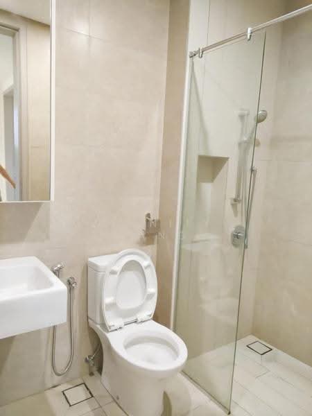 Service Residence for Sale at Twin Arkz - Stanley Hang - Bathroom - PropertyGuru.com.my