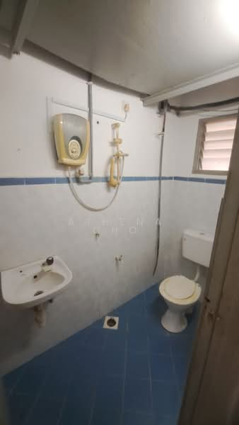 Pangsapuri untuk Disewa di Desa Palma - Athena Cho - Bathroom - PropertyGuru.com.my