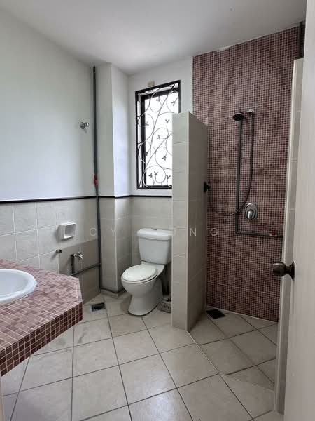 Rumah Teres untuk Dijual di Taman Puchong Hartamas (Puchong) - CY Wong - Bathroom - PropertyGuru.com.my