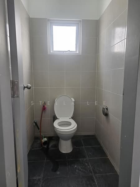 Shop / Office for Rent in Eco Forest (Semenyih) - Stella Lee - Bathroom - PropertyGuru.com.my