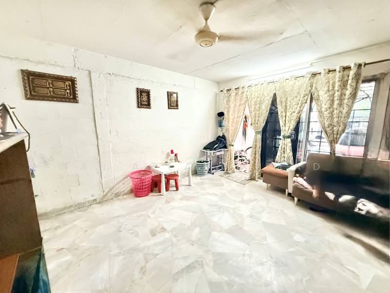 Rumah Teres 2 Tingkat untuk Dijual di Taman Desawan (Klang) - Wan Azlan Ahmad - PropertyGuru.com.my