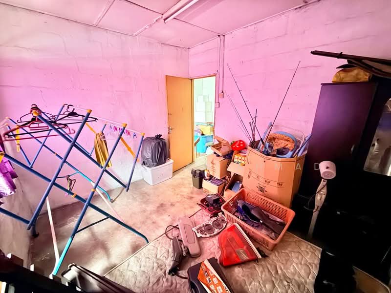 Rumah Teres 2 Tingkat untuk Dijual di Taman Desawan (Klang) - Wan Azlan Ahmad - PropertyGuru.com.my
