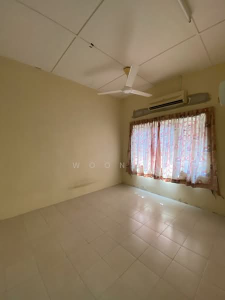 1-storey Terraced House for Sale in Taman Seri Telok Emas (Telok Mas) - Woon . - PropertyGuru.com.my