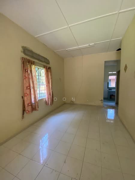 1-storey Terraced House for Sale in Taman Seri Telok Emas (Telok Mas) - Woon . - PropertyGuru.com.my