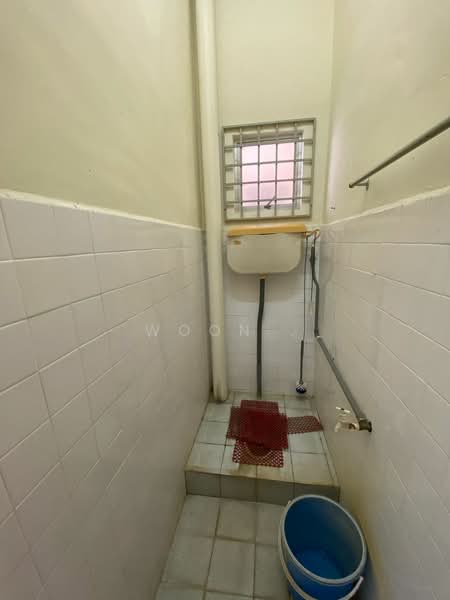 1-storey Terraced House for Sale in Taman Seri Telok Emas (Telok Mas) - Woon . - PropertyGuru.com.my