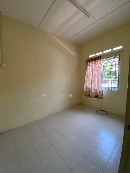 1-storey Terraced House for Sale in Taman Seri Telok Emas (Telok Mas) - Woon . - PropertyGuru.com.my