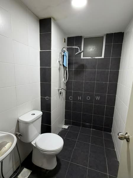 Pangsapuri untuk Dijual di Residensi Tebrau (PR1MA Tebrau) - Zack Chow - Bathroom - PropertyGuru.com.my