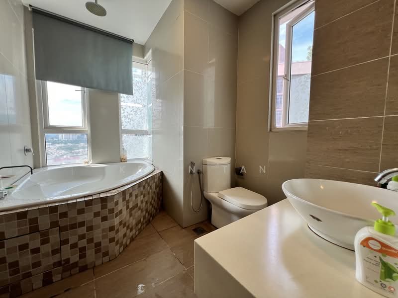 Condominium for Sale at Gaya Bangsar - Kevin Tan - Bathroom - PropertyGuru.com.my
