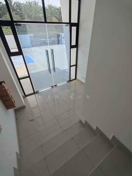 Factory for Rent in Taman Desa Cemerlang (Ulu Tiram) - Max Kan - Entrance - PropertyGuru.com.my