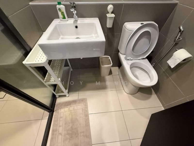 Servis Apartment untuk Disewa di The Tamarind - Hoy Meng - Bathroom - PropertyGuru.com.my