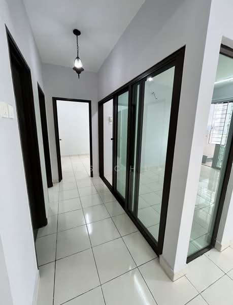 Kondominium untuk Disewa di Indah Alam (Subang Andaman) - LS Chu - Corridor - PropertyGuru.com.my